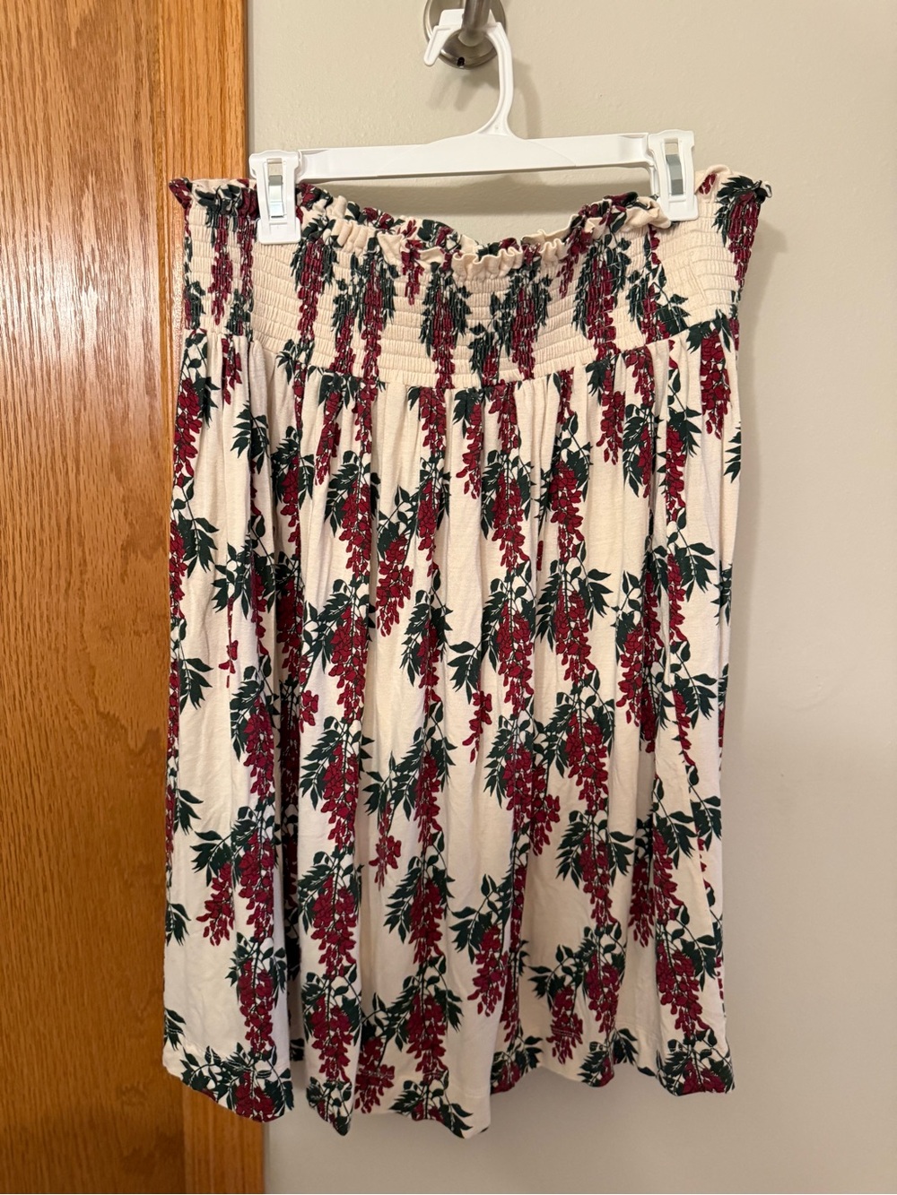 Kate Quinn Bamboo women’s printed knee length skirt (XL)